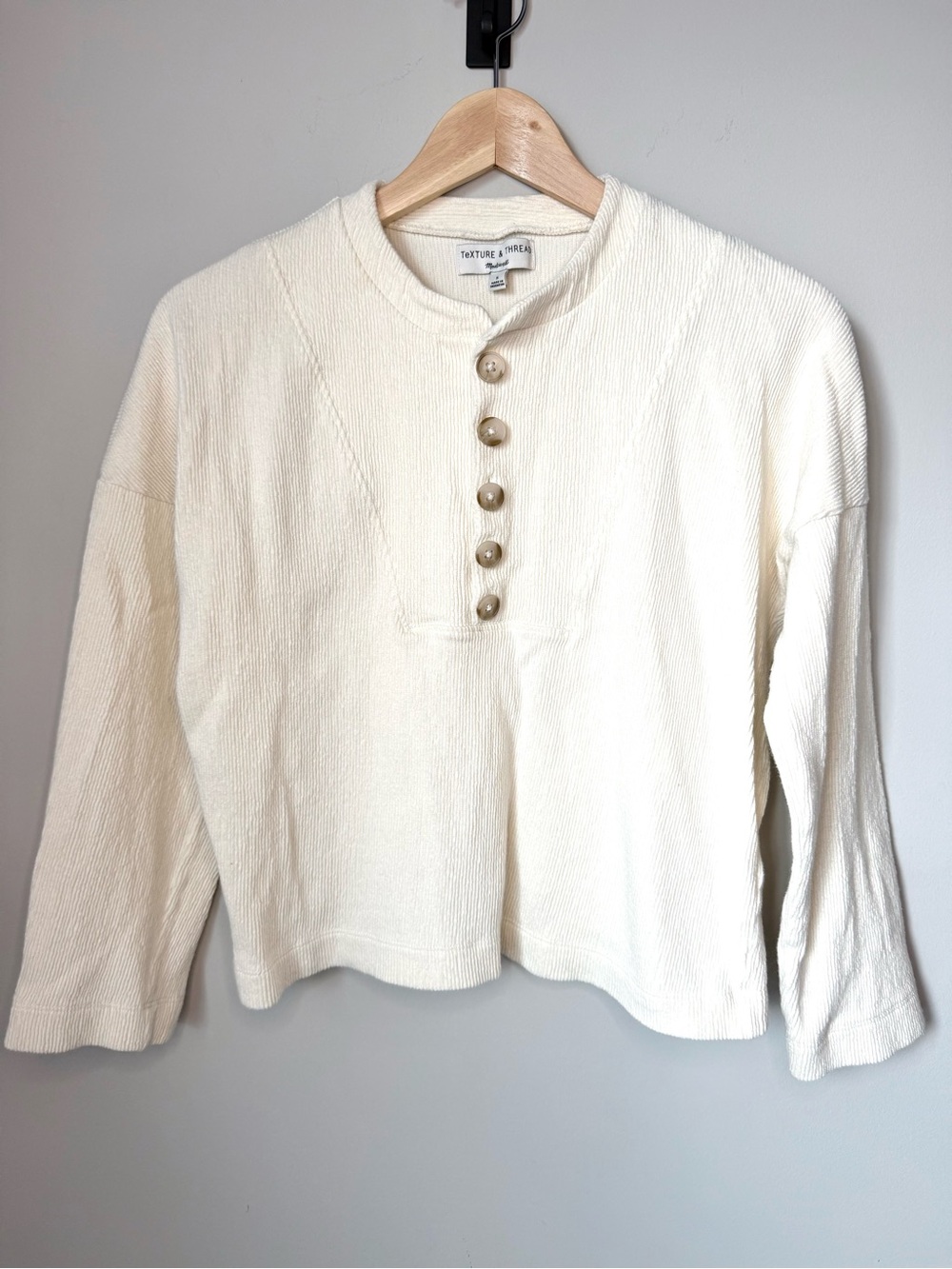 Madewell Texture & Thread Fall Ribbed Cream Henley Long Sleeve Cropped Shirt